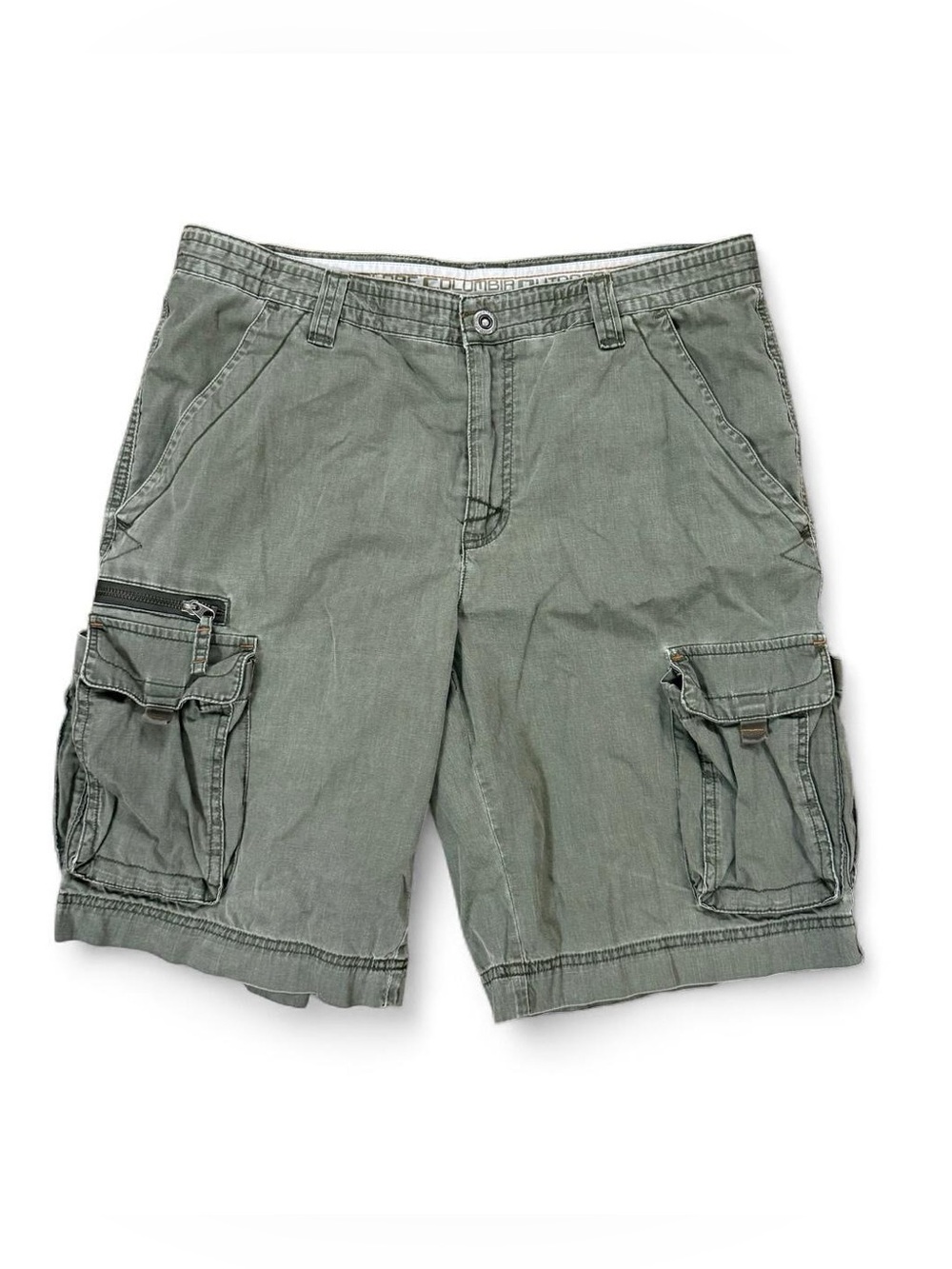 Vintage Y2K Columbia Sportswear Green Cargo Shorts Men’s Size 34
